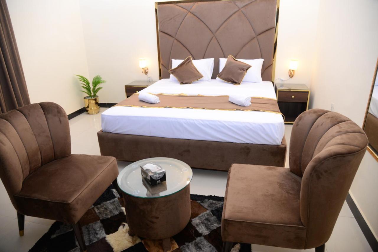 Go Room Hotel Lahor Dış mekan fotoğraf