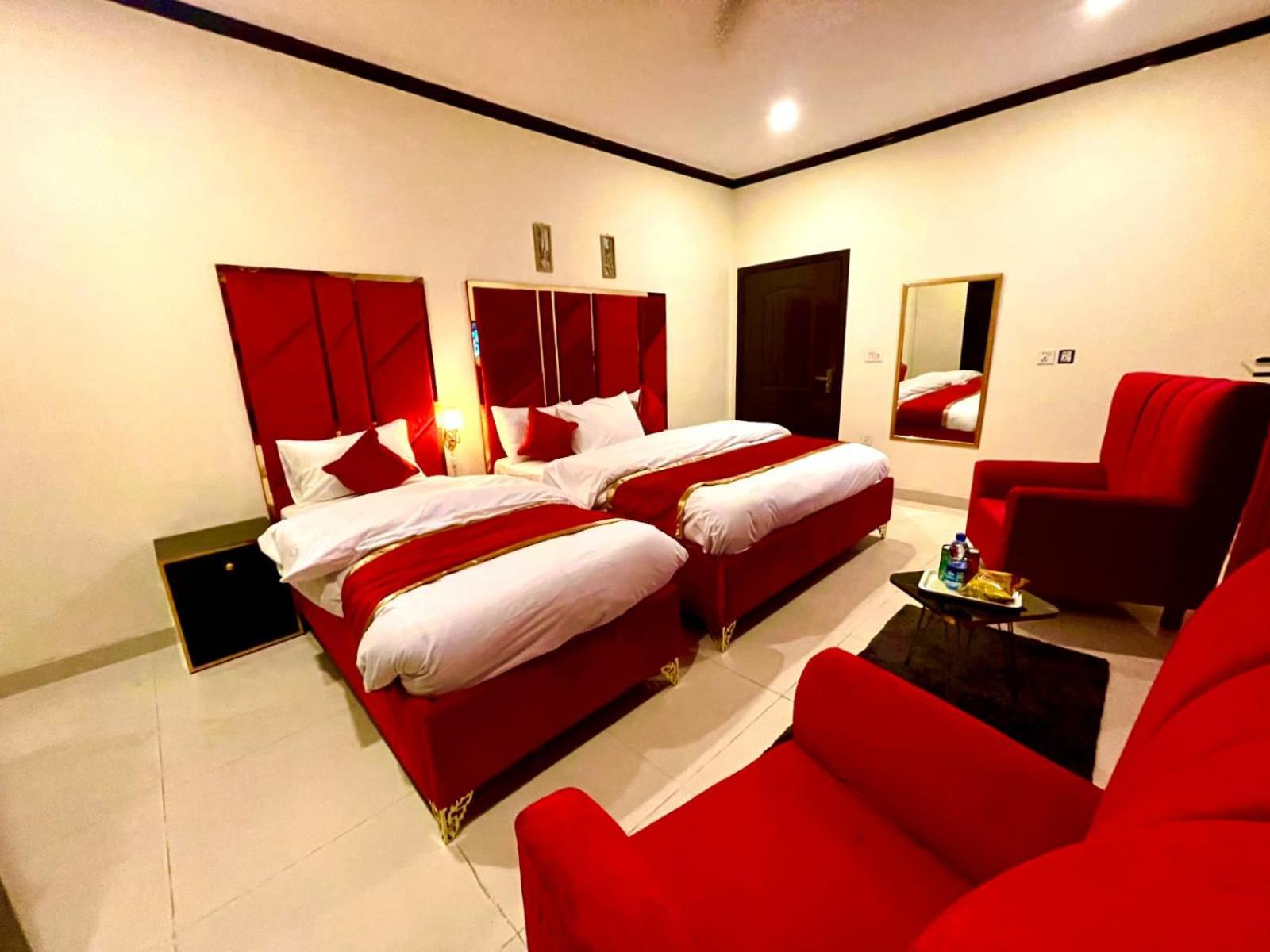 Go Room Hotel Lahor Dış mekan fotoğraf