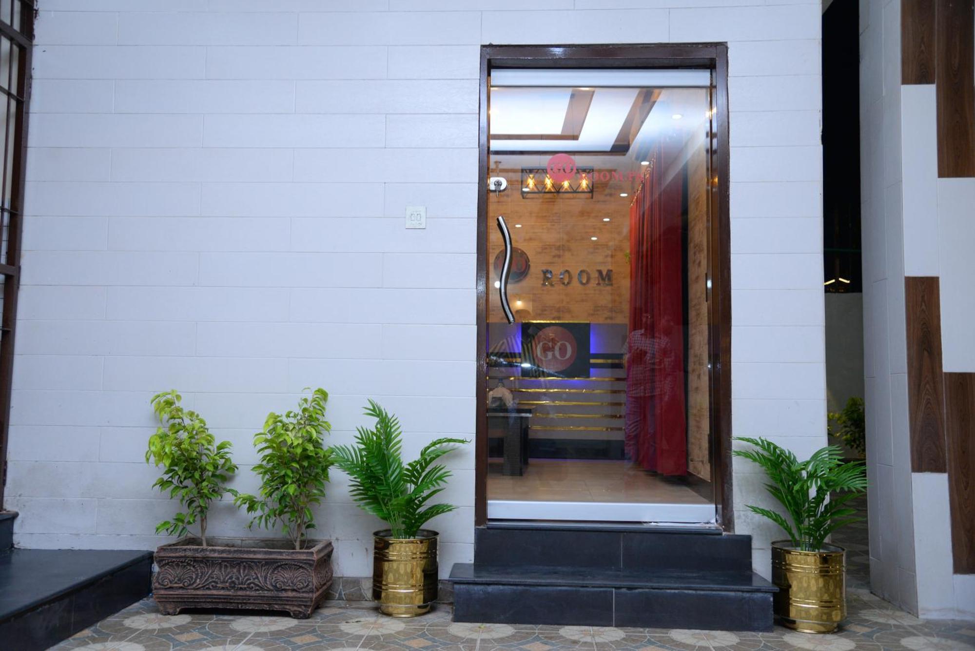 Go Room Hotel Lahor Dış mekan fotoğraf