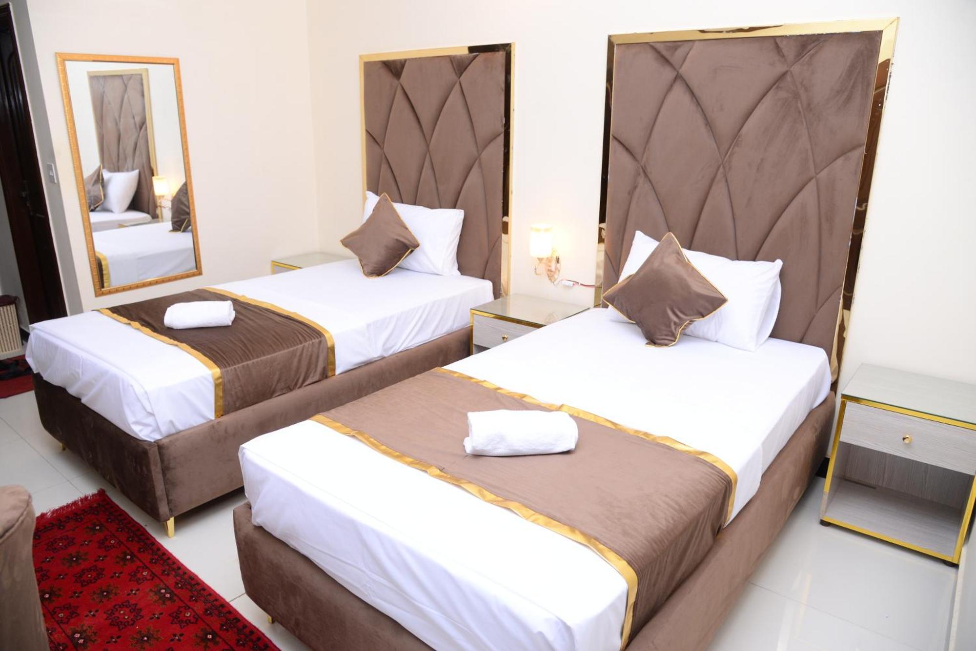Go Room Hotel Lahor Dış mekan fotoğraf